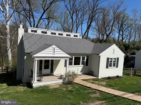 220 Balligomingo Rd, Conshohocken, PA 19428