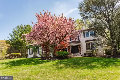 419 Leah Dr, Fort Washington, PA 19034