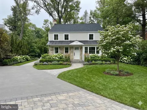 1143 Maplecrest Cir, Gladwyne, PA 19035