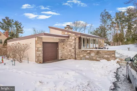 Exterior - 2409 Ashbourne Rd, Wyncote, PA 19095 photo 2 of 7