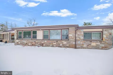 Exterior - 2409 Ashbourne Rd, Wyncote, PA 19095 photo 5 of 7