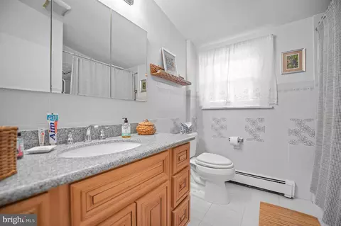 Bath - 2409 Ashbourne Rd, Wyncote, PA 19095 photo 1 of 4