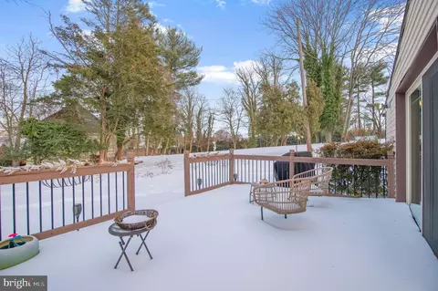 Exterior - 2409 Ashbourne Rd, Wyncote, PA 19095 photo 4 of 7