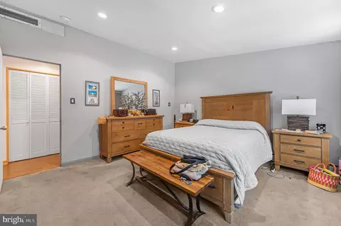 Bedroom - 2409 Ashbourne Rd, Wyncote, PA 19095 photo 1 of 6