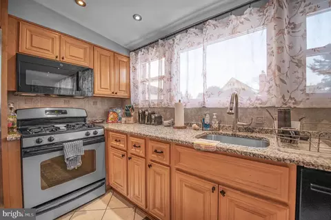 Kitchen - 2409 Ashbourne Rd, Wyncote, PA 19095 photo 1 of 5