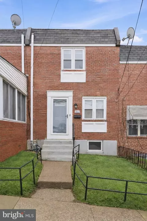 312 E Rambo St, Bridgeport, PA 19405
