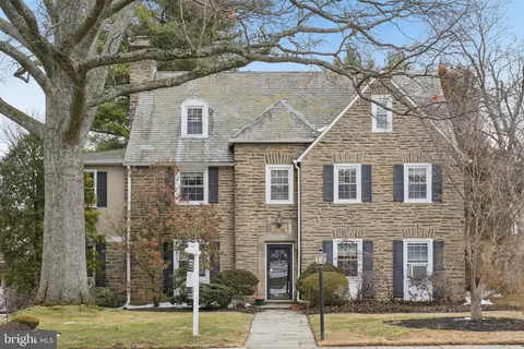 411 Lodges Ln, Elkins Park, PA 19027