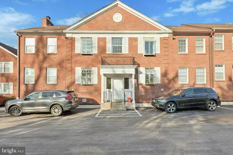 922 W Montgomery Ave #I-2, Bryn Mawr, PA 19010