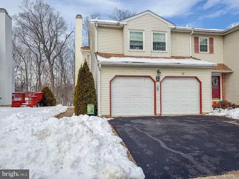 217 Jonathan Dr, North Wales, PA 19454