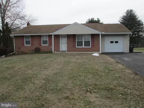 530 Gilbertsville Rd, Gilbertsville, PA 19525