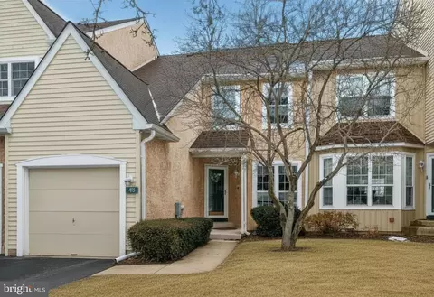 419 Country Club Dr, Lansdale, PA 19446