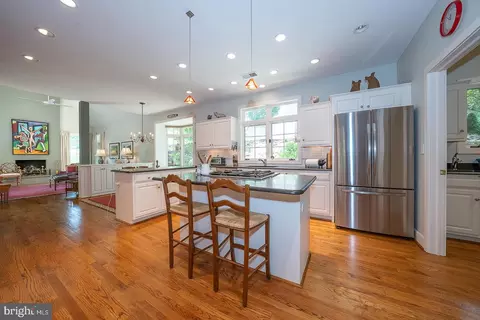 Kitchen - 1241 Denbigh Ln, Wayne, PA 19087 photo 2 of 6