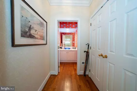Entry Way - 1241 Denbigh Ln, Wayne, PA 19087 photo 5 of 10
