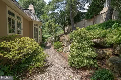 Exterior - 1241 Denbigh Ln, Wayne, PA 19087 photo 11 of 24