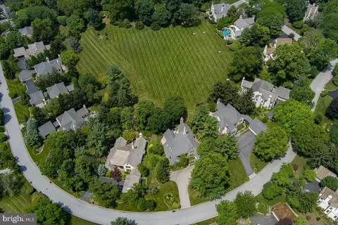 View/Area - 1241 Denbigh Ln, Wayne, PA 19087 photo 2 of 2