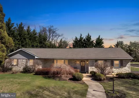 343 Andrew Rd, Huntingdon Valley, PA 19006