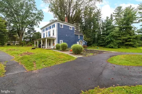 3636 Pine Rd, Huntingdon Valley, PA 19006