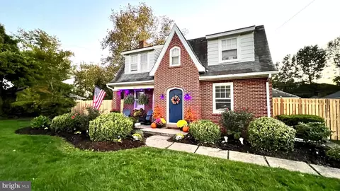 1312 W Main St, Lansdale, PA 19446