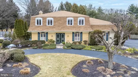 1753 Terrace Dr, Maple Glen, PA 19002