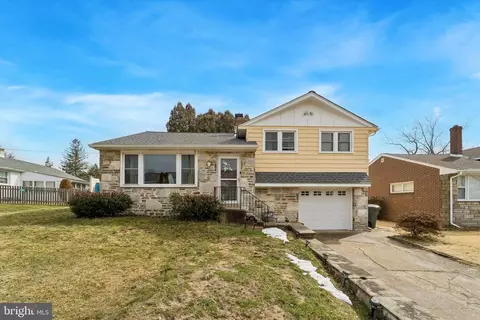 267 Perry St, Elkins Park, PA 19027