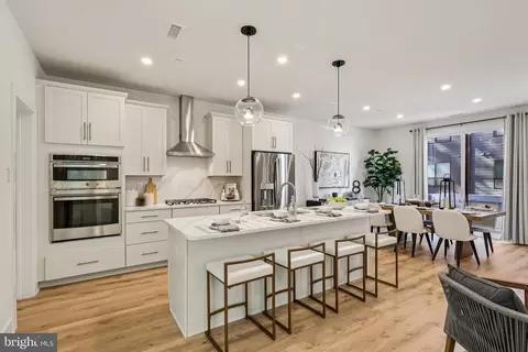 948 Riverplace Dr #48, Conshohocken, PA 19428