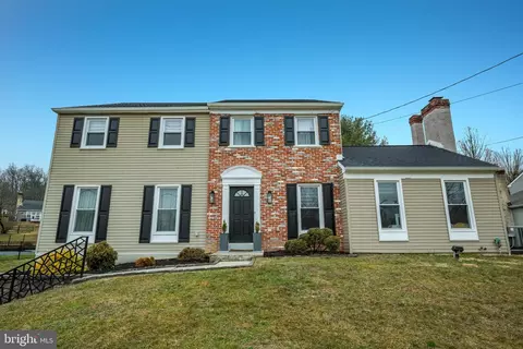 683 Sunnyside Ave, Audubon, PA 19403