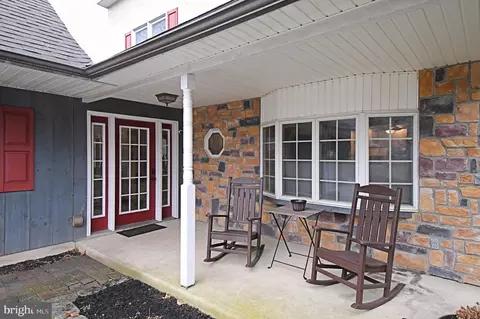 2620 Hillcrest Ave, Norristown, PA 19401