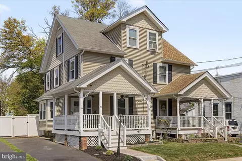 53 E Montgomery Ave, Hatboro, PA 19040