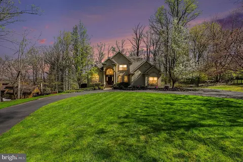 438 Dreshertown Rd, Fort Washington, PA 19034