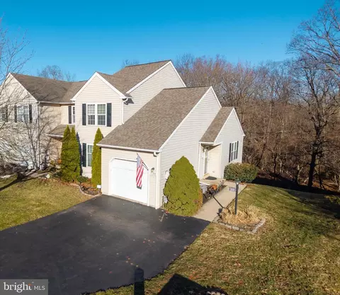 1154 Oxford Cir, Lansdale, PA 19446