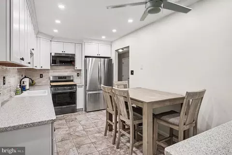 Kitchen - 98 Forrest Ct, Royersford, PA 19468 photo 1 of 3
