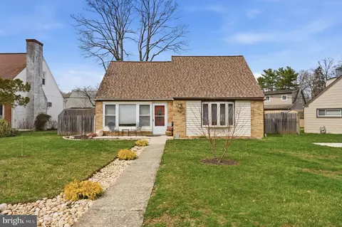 66 Oxford Cir, Norristown, PA 19403