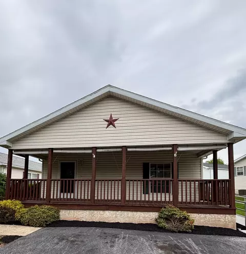 104 Boyer Rd, Royersford, PA 19468
