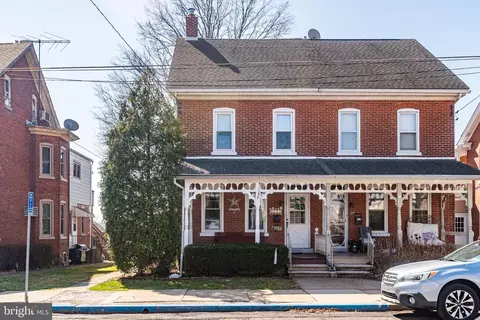 122 Jefferson St, East Greenville, PA 18041