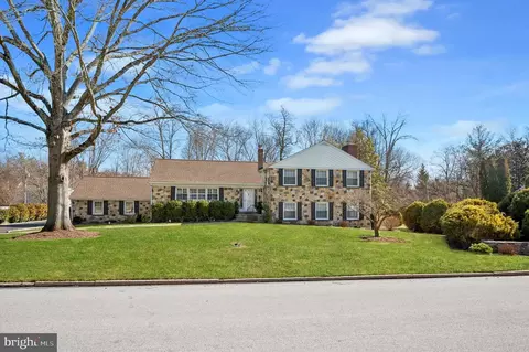 1721 Sherwood Cir, Villanova, PA 19085