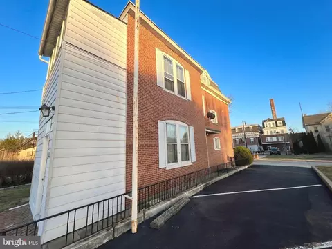 Exterior - 535 E High St, Pottstown, PA 19464 photo 1 of 2