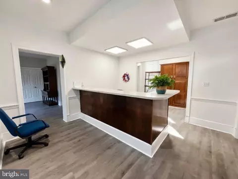 Entry Way - 535 E High St, Pottstown, PA 19464 photo 1 of 1