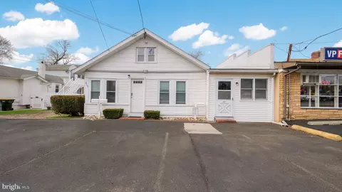 465 Jacksonville Rd, Hatboro, PA 19040