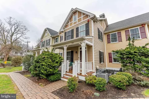 510 Old Lancaster Rd, Haverford, PA 19041