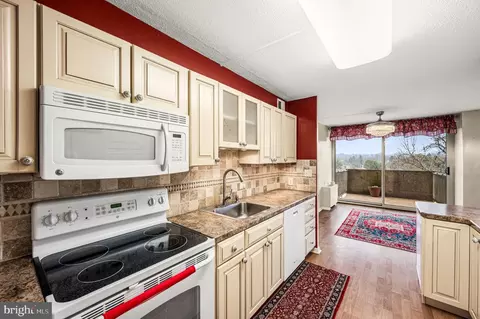 1001 City Ave #E-920, Wynnewood, PA 19096