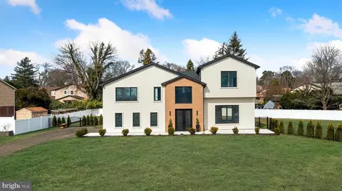 3750 Wheatsheaf Rd, Huntingdon Valley, PA 19006