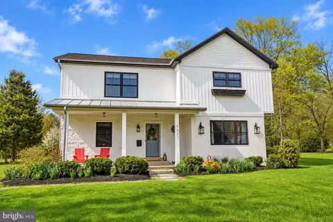 6321 E Valley Green Rd, Flourtown, PA 19031