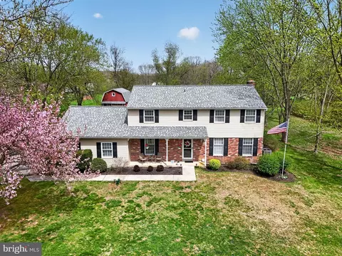 939 Alycia Ln, Telford, PA 18969