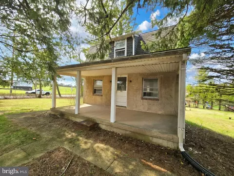 395 Evergreen Rd, Pottstown, PA 19464