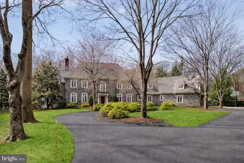 840 Harriton Rd, Bryn Mawr, PA 19010