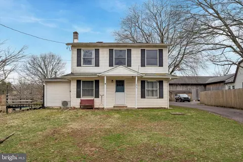 56 Reifsnyder Rd, Royersford, PA 19468