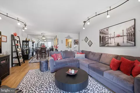 100 West Ave #229-S, Jenkintown, PA 19046