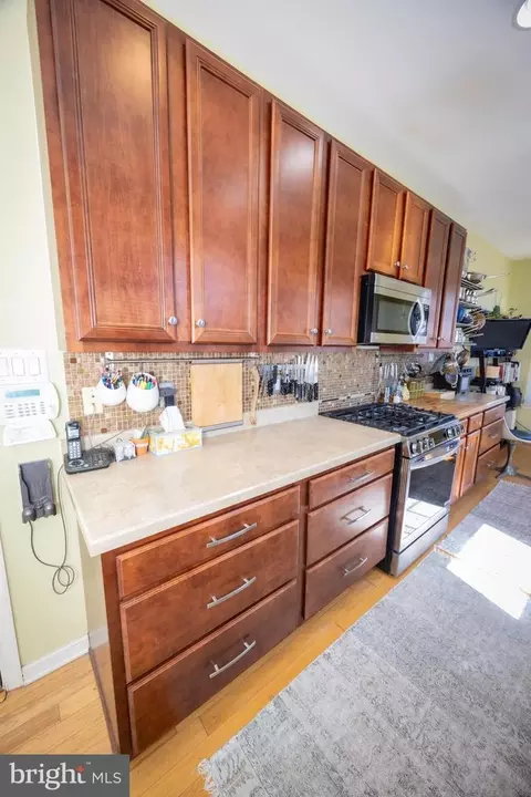 Kitchen - 36 Old Cedarbrook Rd, Wyncote, PA 19095 photo 3 of 8