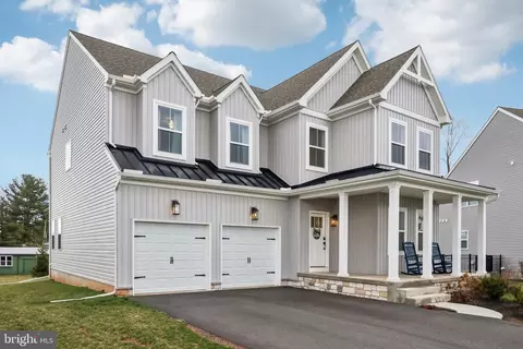 15 Patricia Dr, Trappe, PA 19426