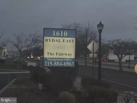 1610 The Fairway #106W, Jenkintown, PA 19046